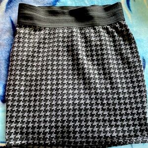 Skirt Urban Behavior medium